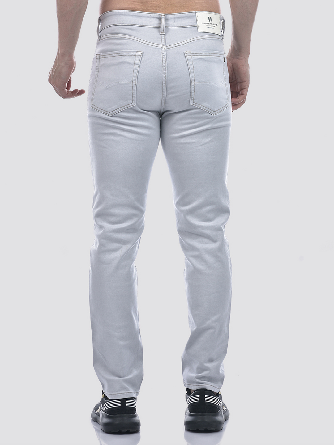 Numero Uno Men Solid Light Grey Jeans